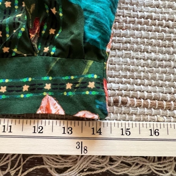 Jilem Modas Cropped Tropical Print Summer Top - Picture 12 of 12